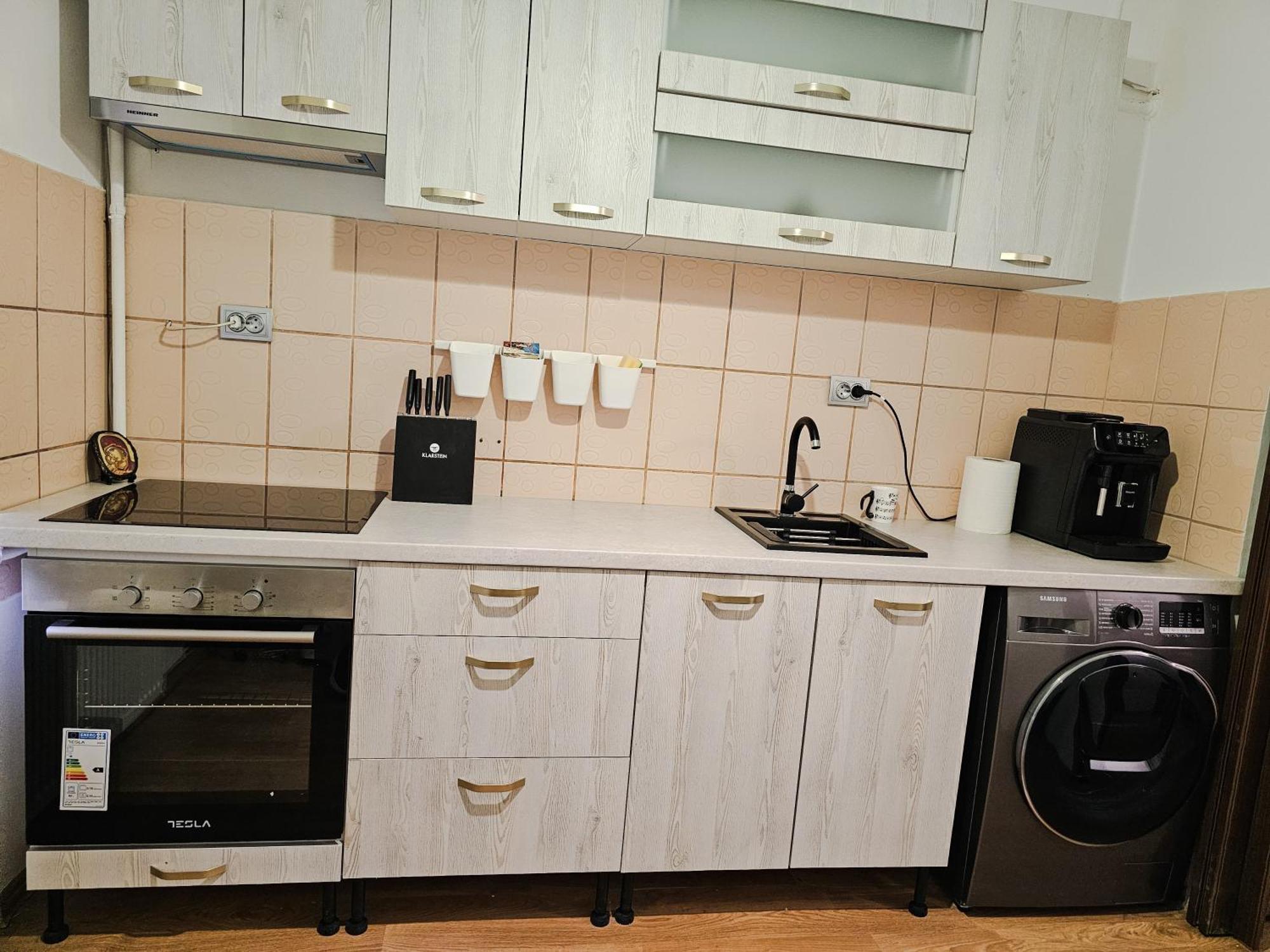 Mony Apartaments Roman Zewnętrze zdjęcie